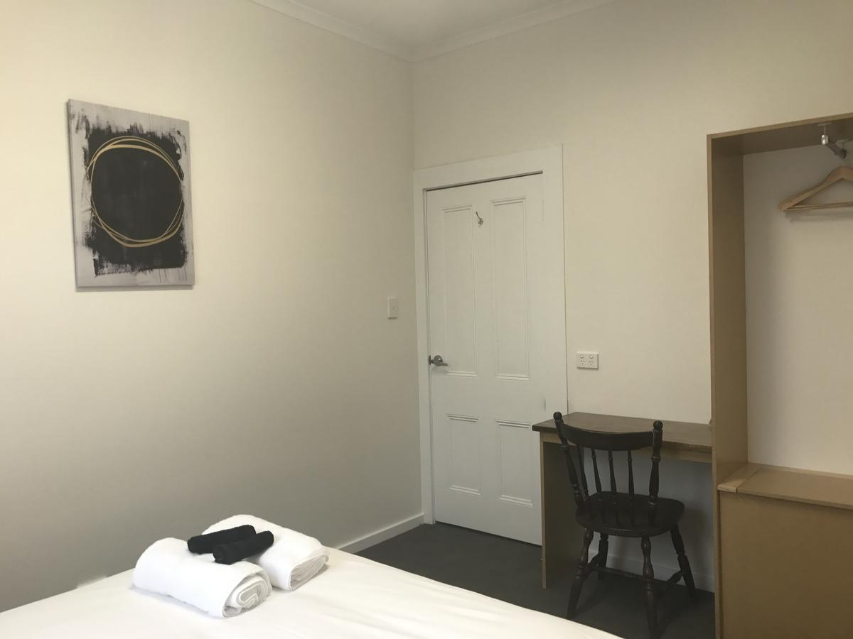 Okeefes Hotel Backpackers Launceston Kültér fotó